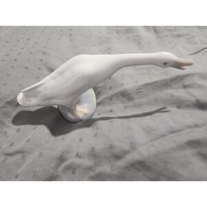 Lladro Goose Figurine 4553 Porcelain Bird Stretching Neck Spain Glossy Finish